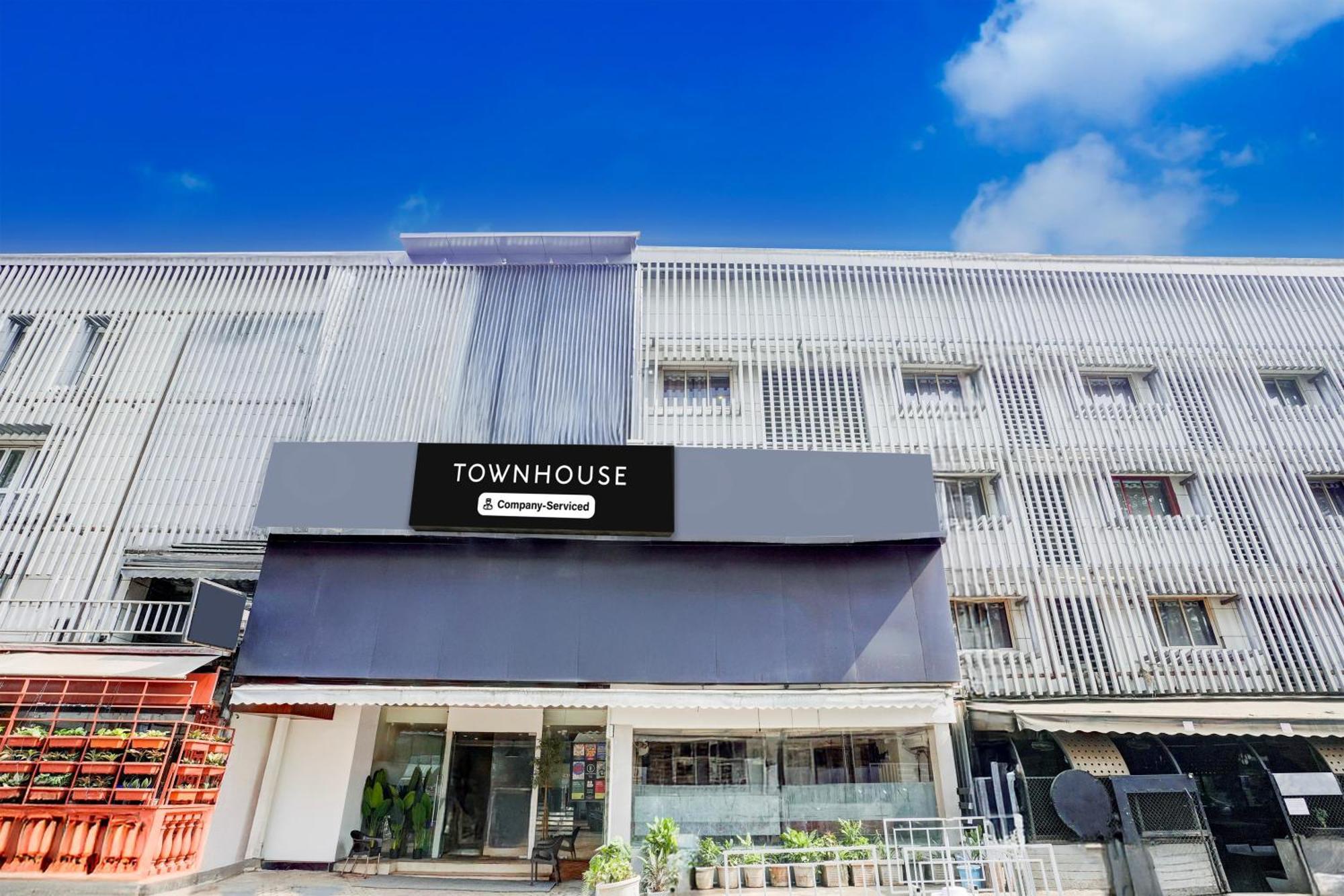 ホテル Super Townhouse Khar The Unicontinental ムンバイ エクステリア 写真